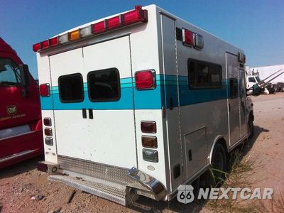 Trzecie zdjęcie samochodu z tyłu: 2013 FORD ECONOLINE - AMBULANCE VIN:1FDWE3FS9DDA24846 - miniatura