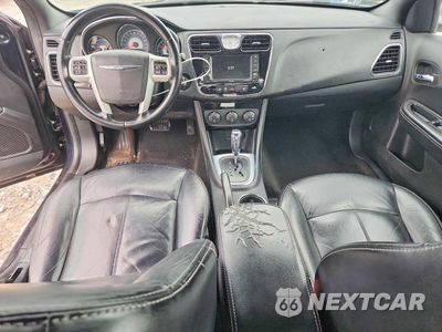 Zdjęcie 8 z 12 samochodu: 2012 CHRYSLER 200 LIMITED VIN:1C3CCBCB0CN304664 - miniatura
