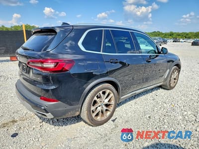 Trzecie zdjęcie samochodu z tyłu: 2021 BMW X5 SDRIVE 40I VIN:5UXCR4C01M9E29351 - miniatura