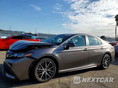 2023 TOYOTA CAMRY SE 4T1G11AK4PU740327 - główne zdjęcie licytacji z USA - miniatura