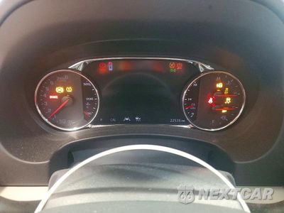 Zdjęcie 9 z 13 samochodu: 2023 GMC TERRAIN DENALI VIN:3GKALXEG2PL109622 - miniatura