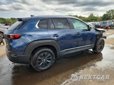 Trzecie zdjęcie samochodu z tyłu: 2025 MAZDA CX-50 PREFERRED VIN:7MMVAABW3SN135540 - miniatura