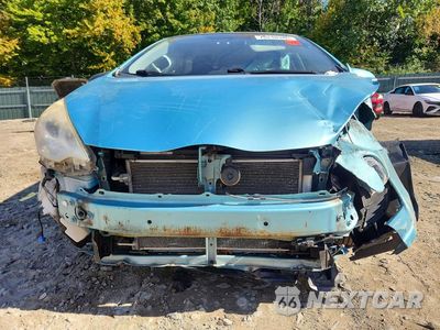 Piąte zdjęcie samochodu w środku: 2013 TOYOTA PRIUS C TWO VIN:JTDKDTB32C1014227 - miniatura