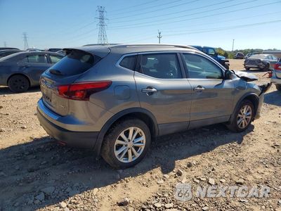 Trzecie zdjęcie samochodu z tyłu: 2018 NISSAN ROGUE SPORT SV VIN:JN1BJ1CPXJW162322 - miniatura