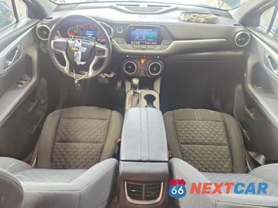 Zdjęcie 8 z 14 samochodu: 2020 CHEVROLET BLAZER 2LT VIN:3GNKBCRS6LS725809 - miniatura