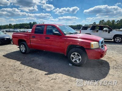 Czwarte zdjęcie samochodu z boku: 2007 DODGE DAKOTA QUAD SLT VIN:1D7HE48K97S259088 - miniatura