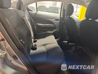 Zdjęcie 10 z 12 samochodu: 2018 MITSUBISHI MIRAGE G4 ES VIN:ML32F3FJ7JHF00514 - miniatura