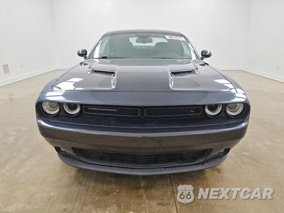 Piąte zdjęcie samochodu w środku: 2018 DODGE CHALLENGER SXT VIN:2C3CDZAG1JH339322 - miniatura