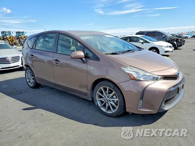 Czwarte zdjęcie samochodu z boku: 2015 TOYOTA PRIUS V FIVE VIN:JTDZN3EU3FJ029260 - miniatura