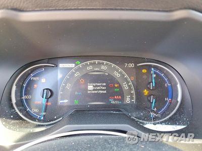 Zdjęcie 9 z 12 samochodu: 2025 TOYOTA RAV4 HYBRID XLE VIN:JTMRWRFV3SJ078282 - miniatura