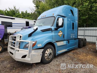 2018 FREIGHTLINER CASCADIA 126 SEMI TRUCK 3AKJHHDRXJSJW2557 - główne zdjęcie licytacji z USA - miniatura