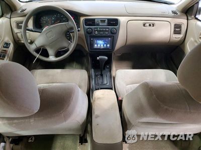 Zdjęcie 8 z 12 samochodu: 1998 HONDA ACCORD LX VIN:1HGCG5647WA245964 - miniatura