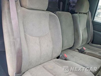 Zdjęcie 10 z 12 samochodu: 2004 CHEVROLET SILVERADO K2500 HEAVY DUTY VIN:1GCHK29U24E375136 - miniatura