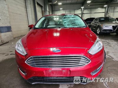 Piąte zdjęcie samochodu w środku: 2015 FORD FOCUS TITANIUM VIN:1FADP3N20FL334406 - miniatura