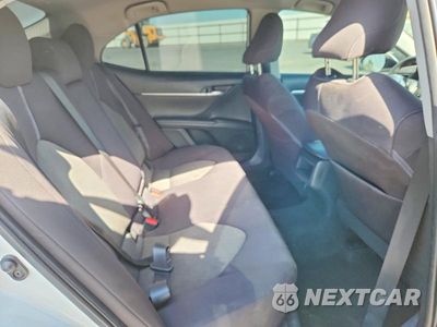 Zdjęcie 10 z 12 samochodu: 2022 TOYOTA CAMRY LE VIN:4T1C11AK2NU025042 - miniatura