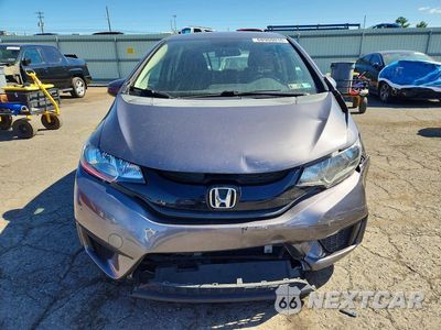 Piąte zdjęcie samochodu w środku: 2015 HONDA FIT LX VIN:3HGGK5H5XFM767254 - miniatura