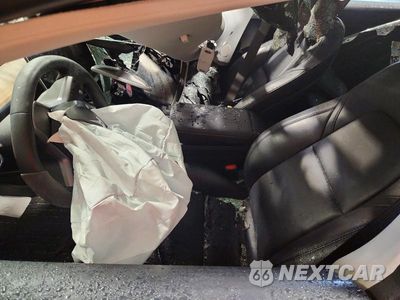 Zdjęcie 7 z 12 samochodu: 2023 TESLA MODEL 3 VIN:5YJ3E1EA1PF556433 - miniatura