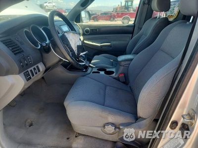 Zdjęcie 7 z 12 samochodu: 2006 TOYOTA TACOMA V6 VIN:5TEUU42N16Z302816 - miniatura