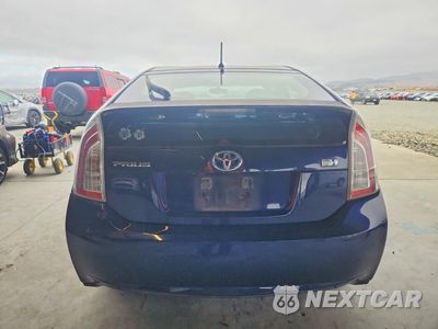 Zdjęcie 6 z 12 samochodu: 2014 TOYOTA PRIUS TWO VIN:JTDKN3DU8E0363100 - miniatura