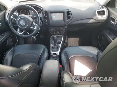 Zdjęcie 8 z 14 samochodu: 2019 JEEP COMPASS LATITUDE VIN:3C4NJDBB3KT812844 - miniatura