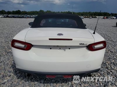 Zdjęcie 6 z 12 samochodu: 2018 FIAT 124 SPIDER CLASSICA VIN:JC1NFAEK0J0134445 - miniatura