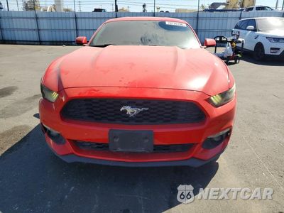 Piąte zdjęcie samochodu w środku: 2017 FORD MUSTANG VIN:1FA6P8THXH5225276 - miniatura