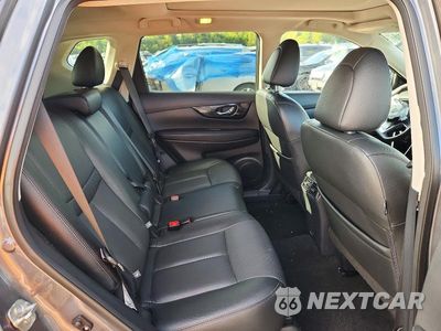 Zdjęcie 10 z 12 samochodu: 2019 NISSAN ROGUE SL VIN:5N1AT2MV3KC725375 - miniatura