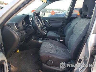 Zdjęcie 7 z 13 samochodu: 2004 TOYOTA RAV4 BASE VIN:JTEGD20V740028941 - miniatura