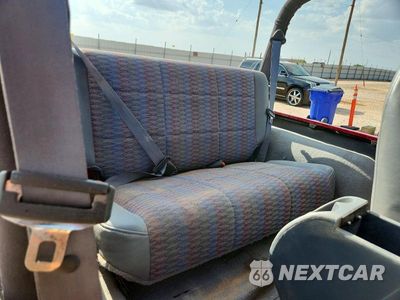 Zdjęcie 10 z 13 samochodu: 1998 JEEP WRANGLER / TJ SPORT VIN:1J4FY19S3WP800685 - miniatura