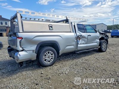 Trzecie zdjęcie samochodu z tyłu: 2022 TOYOTA TUNDRA DOUBLE CAB SR VIN:5TFLA5GD1NX001799 - miniatura