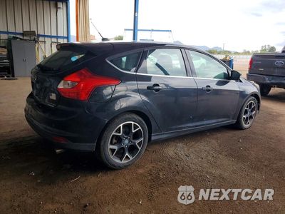 Trzecie zdjęcie samochodu z tyłu: 2012 FORD FOCUS TITANIUM VIN:1FAHP3N29CL415580 - miniatura