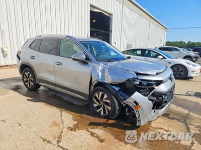 Czwarte zdjęcie samochodu z boku: 2025 VOLKSWAGEN TIGUAN S VIN:3VVBR7RM9SM047106 - miniatura
