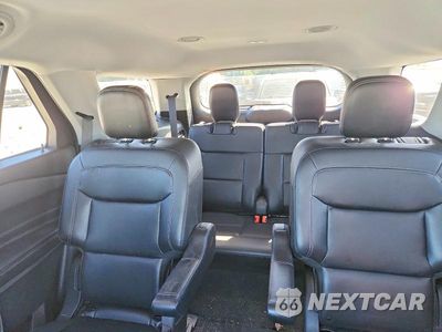 Zdjęcie 10 z 13 samochodu: 2020 FORD EXPLORER XLT VIN:1FMSK8DH9LGC44402 - miniatura