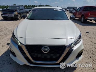 Piąte zdjęcie samochodu w środku: 2019 NISSAN ALTIMA SR VIN:1N4BL4CV0KC138188 - miniatura