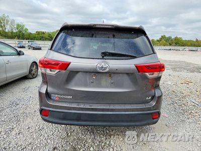 Zdjęcie 6 z 12 samochodu: 2017 TOYOTA HIGHLANDER LE PLUS VIN:5TDZZRFH1HS229827 - miniatura
