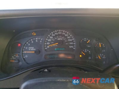 Zdjęcie 9 z 12 samochodu: 2003 CHEVROLET SILVERADO K1500 VIN:2GCEK19T731186521 - miniatura