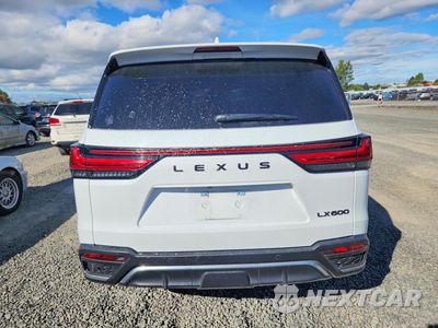 Zdjęcie 6 z 13 samochodu: 2025 LEXUS LX 600 F SPORT HANDLING VIN:JTJMB7CXXS4072300 - miniatura