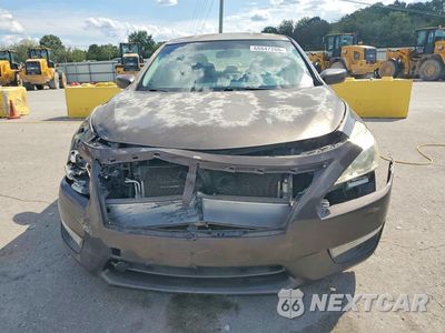 Piąte zdjęcie samochodu w środku: 2015 NISSAN ALTIMA 2.5 S VIN:1N4AL3AP3FC265548 - miniatura
