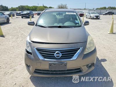 Piąte zdjęcie samochodu w środku: 2012 NISSAN VERSA 1.6 S VIN:3N1CN7AP4CL839811 - miniatura