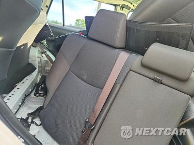 Zdjęcie 11 z 13 samochodu: 2019 TOYOTA RAV4 LE VIN:JTMG1RFV2KD035024 - miniatura