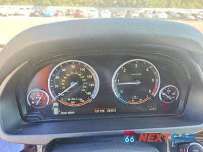 Zdjęcie 9 z 13 samochodu: 2015 BMW X5 XDRIVE35D VIN:5UXKS4C52F0N07555 - miniatura