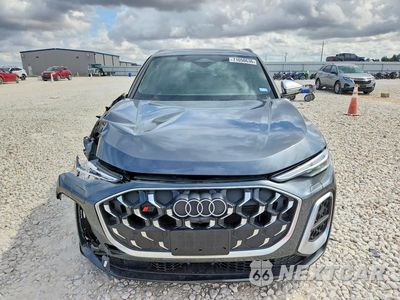 Piąte zdjęcie samochodu w środku: 2025 AUDI SQ5 PREMIUM PLUS VIN:WA125AGU1S2076921 - miniatura