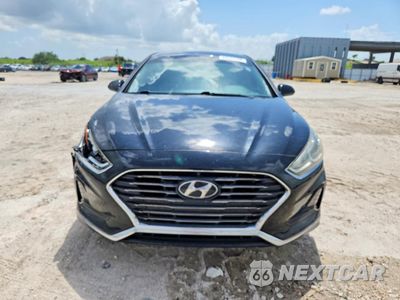Piąte zdjęcie samochodu w środku: 2019 HYUNDAI SONATA SE VIN:5NPE24AF3KH787851 - miniatura
