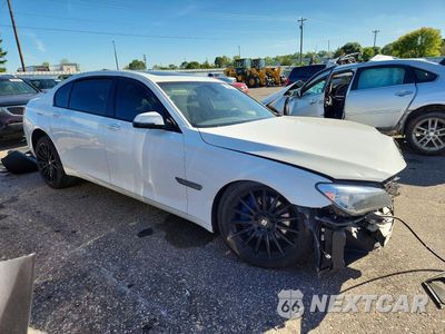 Czwarte zdjęcie samochodu z boku: 2015 BMW 740 LXI VIN:WBAYF4C52FD874087 - miniatura