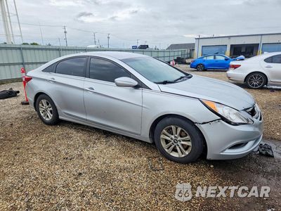 Czwarte zdjęcie samochodu z boku: 2011 HYUNDAI SONATA GLS VIN:5NPEB4AC8BH183427 - miniatura