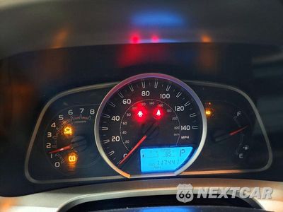 Zdjęcie 9 z 14 samochodu: 2015 TOYOTA RAV4 XLE VIN:JTMRFREV3FD169185 - miniatura