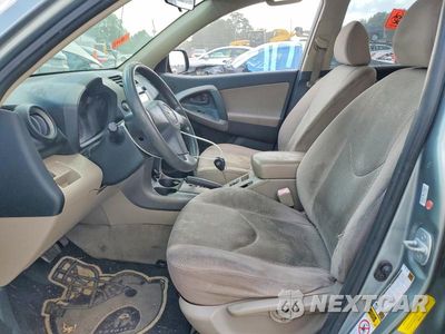 Zdjęcie 7 z 13 samochodu: 2008 TOYOTA RAV4 BASE VIN:JTMZD33V285112253 - miniatura
