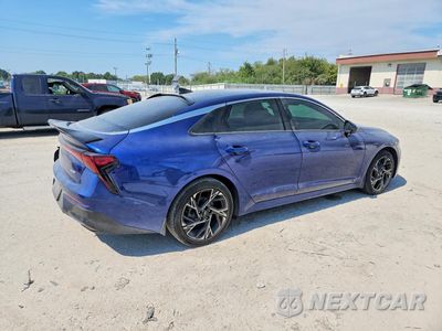 Trzecie zdjęcie samochodu z tyłu: 2025 KIA K5 GT LINE VIN:KNAG64J7XS5303595 - miniatura