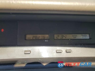 Zdjęcie 9 z 12 samochodu: 2002 TOYOTA AVALON XL VIN:4T1BF28B92U257710 - miniatura