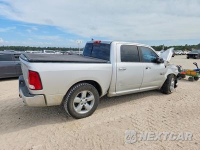 Trzecie zdjęcie samochodu z tyłu: 2017 RAM 1500 SLT VIN:1C6RR6LT1HS561837 - miniatura